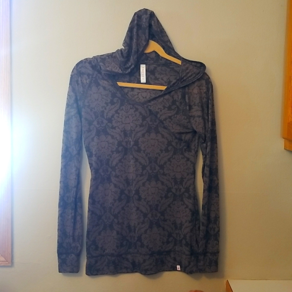 Soybu black long sleeve hooded tee